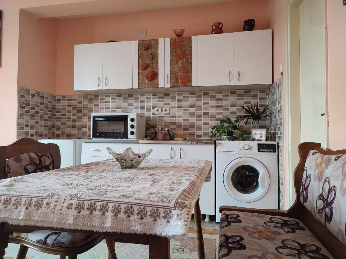 Apartman Una Kruševac Exterior foto