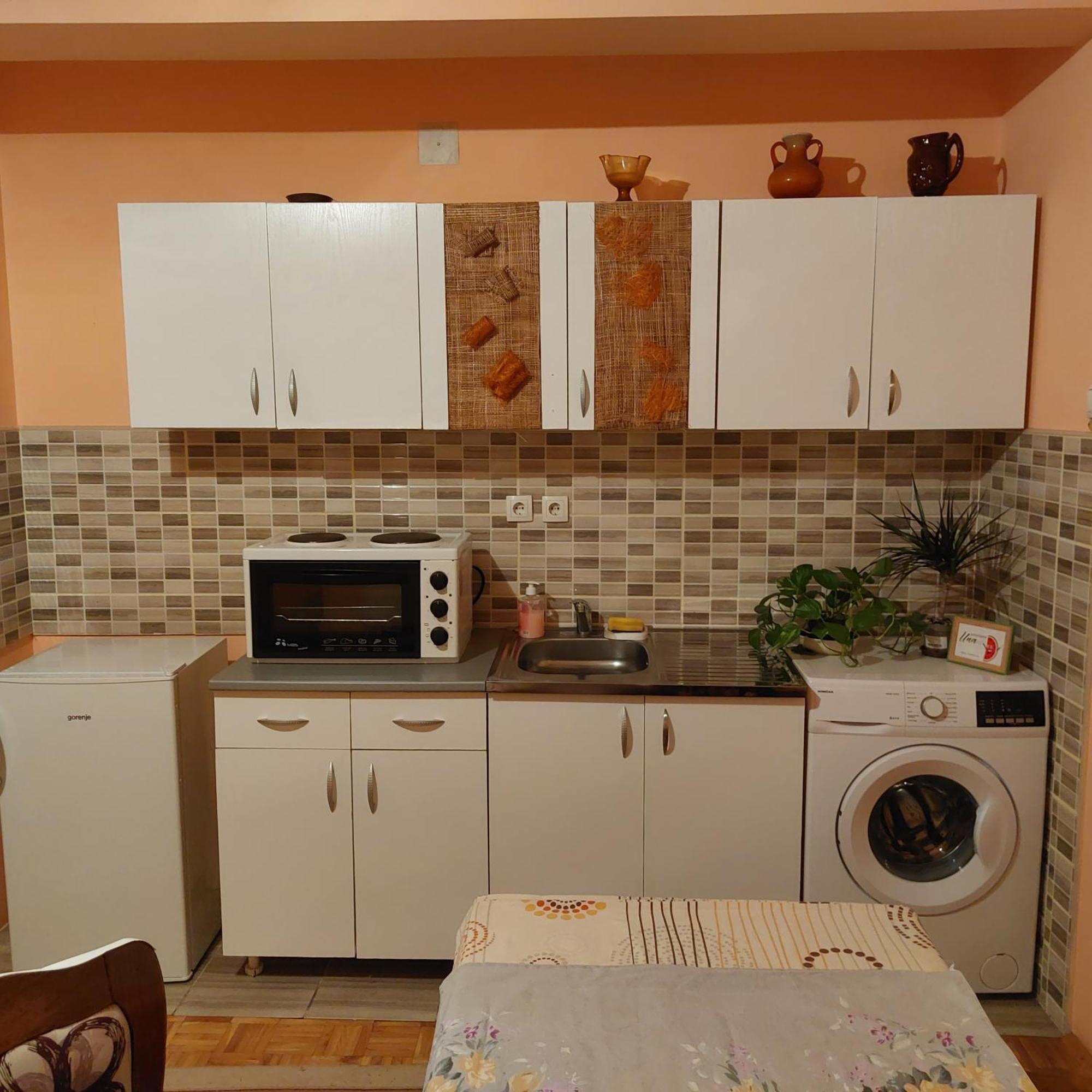 Apartman Una Kruševac Habitación foto